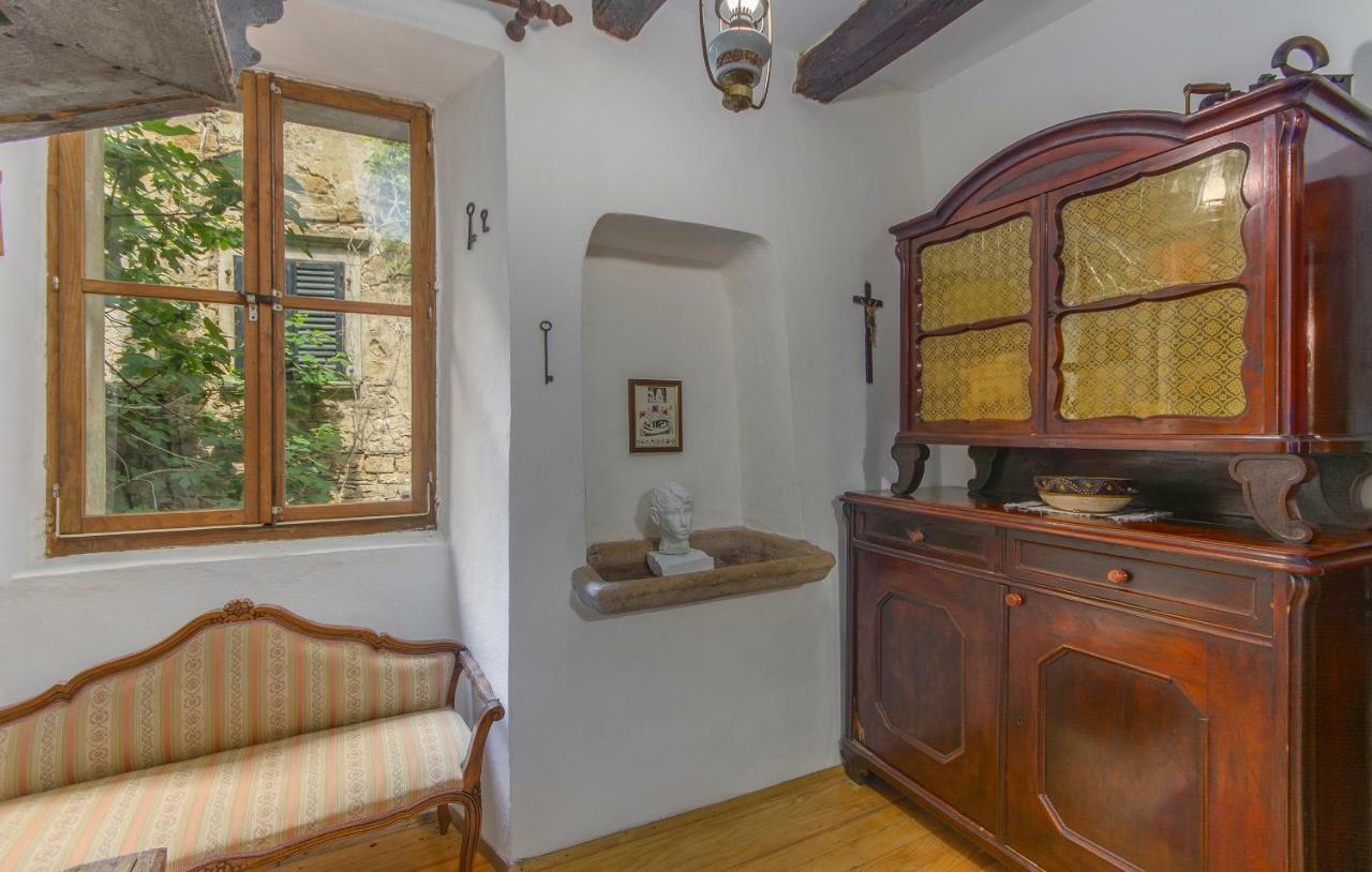 Apartment Kuharic Groznjan Luaran gambar