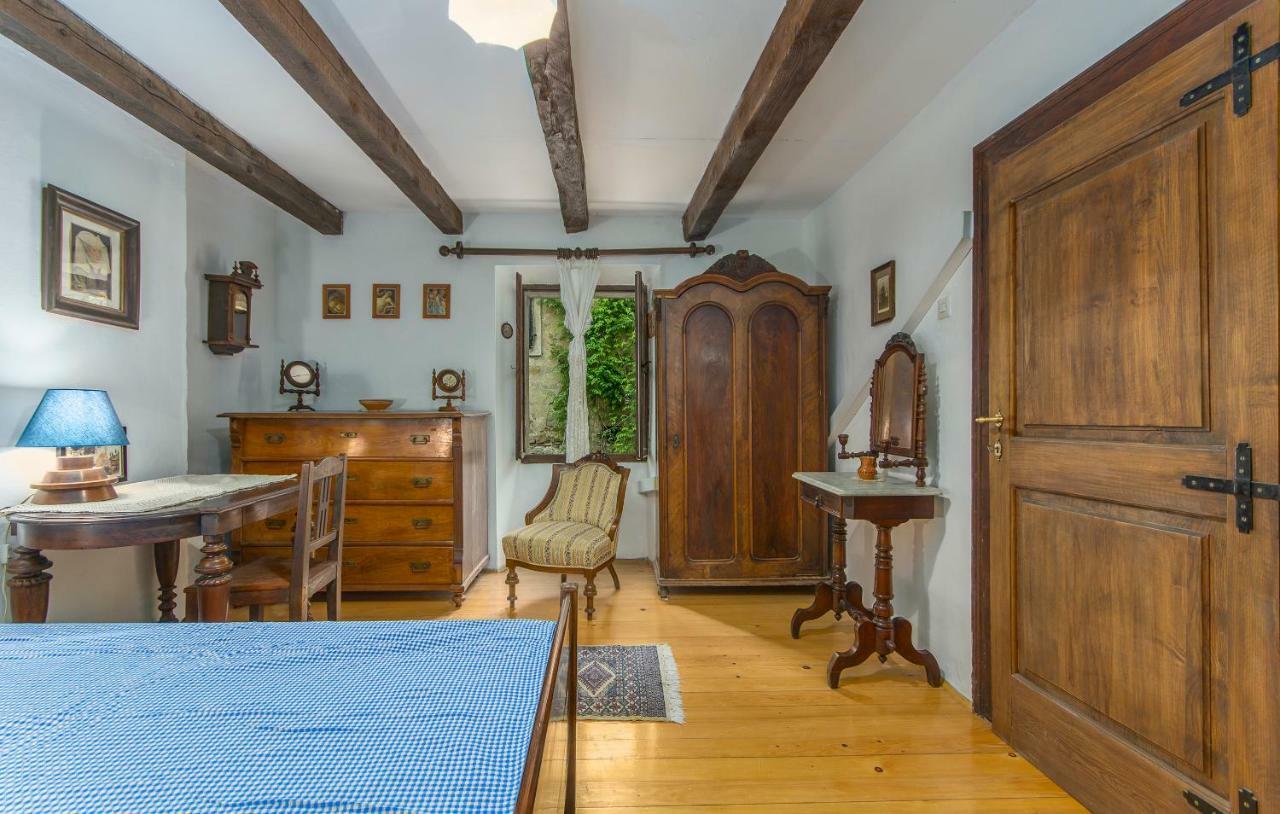 Apartment Kuharic Groznjan Luaran gambar